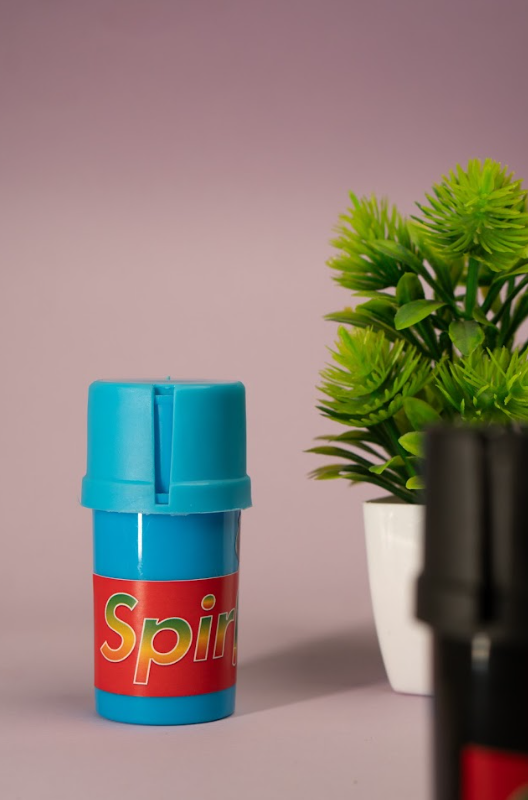 2 in 1 Medtainer Herb Grinder | Storage Compartment