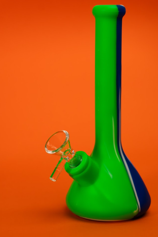 Mini Silicone Bong 7″ | Unbreakable & Detachable | Green
